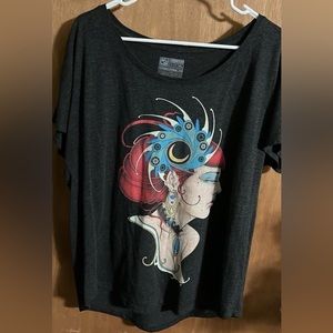 Curbside clothing women’s tee. Size XL